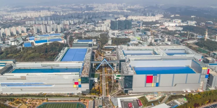 Samsung lihat ketidakpastian ekonomi, akan manfaatkan peluang dalam AI