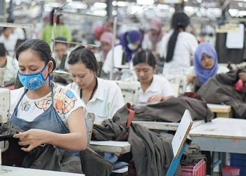Banjir Produk Impor Jadi Biang Kerok PHK Massal Industri Tekstil Lokal