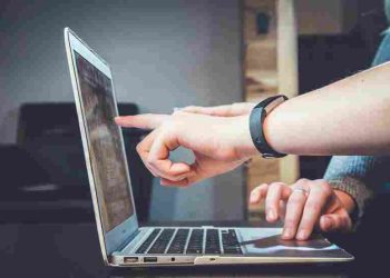 Tips Aman Menyimpan Uang di Aplikasi Digital agar Tidak Kena Tipu