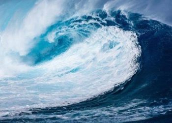 Warga Panik, Tonga Dilanda Tsunami Usai Erupsi Gunung Api Bawah Laut