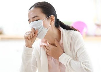 Ini Dia Perbedaan Batuk Omicron dan Flu Biasa