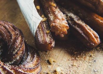 Cocok Sebagai Cemilan Sore, Inilah Resep Churros Coklat yang Gurih dan Legit