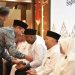 BRK Syariah Melepas 14 Pegawai Berangkat Haji dengan Tradisi Tepuk Tepung Tawar