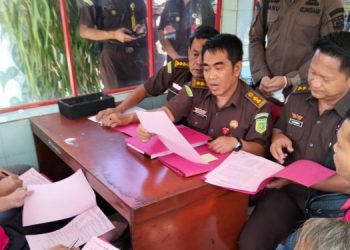 Penyidik Pidsus Kejati Jabar Limpahkan Kasus Kredit Fiktif Bank Intan Jabar ke JPU