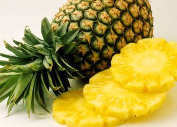 Nanas: Buah Tropis dengan Segudang Khasiat Kesehatan