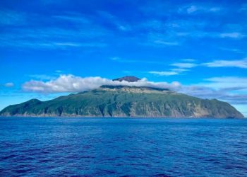 Tristan da Cunha: Pulau Paling Terpencil di Dunia dengan Keindahan Alam yang Menakjubkan