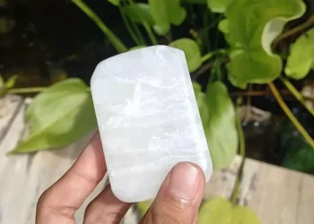 Banyak yang Tak Tahu, Ini 7 Kegunaan Tawas untuk Kehidupan Sehari-hari