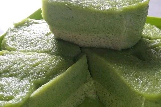 Bingka Telur Pandan Kukus: Legit, Harum, dan Lembut Tanpa Oven!