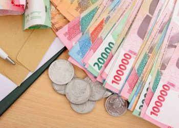 Nilai Tukar Rupiah Menguat ke Rp16.276,5 Usai Kesepakatan Dagang AS–Jepang, Dolar AS Melemah