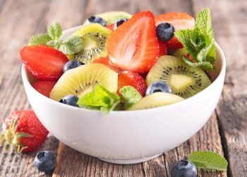 Manfaat Salad Buah untuk Diet: Lezat, Sehat, dan Bikin Langsing!