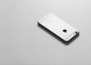 Kenapa iPhone Harus Update iOS? Ini Alasannya