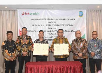 Maksimalkan Pelayanan Keuangan Daerah, BRK Syariah dan Pemkab Kepulauan Anambas Teken Kerjasama