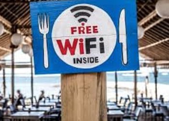 Lindungi Data Pribadi Saat Terkoneksi Layanan Free WiFi dengan Tips Sederhana Ini