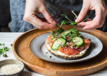 Tips Memilih Jenis Ikan Terbaik untuk Pertumbuhan Otak Anak