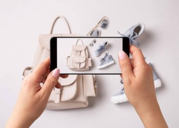 Rahasia Foto Fashion Estetik dengan Kamera HP, Cocok untuk Promosi Online