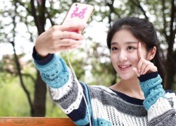 Tips Selfie Instagramable yang Bikin Feed Makin Menarik