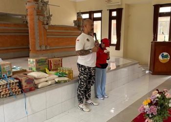 Berbagi Kasih di Panti Jompo Tresna Werdha Wana Seraya — Setya Kita Pancasila Bali