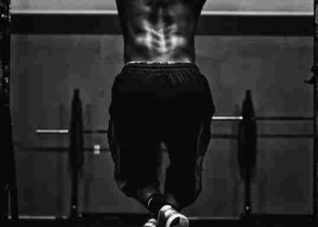 Mengapa Massa Otot Menurun di Usia 40-an dan Bagaimana Mengatasinya