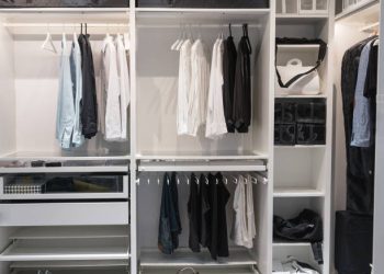 Apa Itu Capsule Wardrobe? Tren Fashion Minimalis yang Sedang Digemari