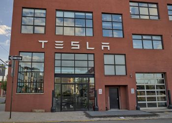 Elon Musk Rekrut Gamer untuk Proyek AI dan Robotika, Bisa Kerja dari Rumah