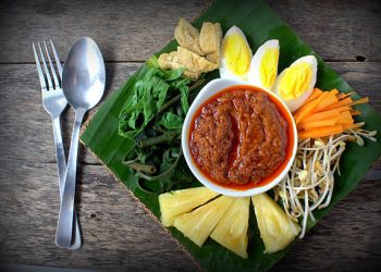 Makan Pecal, Cara Diet Sehat dan Alami Tanpa Harus Menahan Lapar