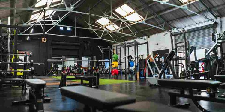 Rutin ke Gym Ternyata Bisa Perbaiki Struktur Tulang, Ini Penjelasan Ahli