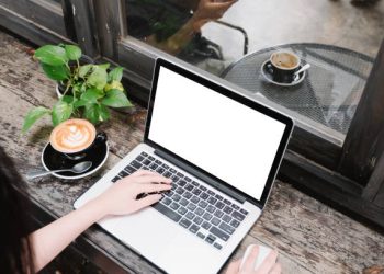 Work from Anywhere: Tren Digital Nomad yang Mengubah Dunia Kerja