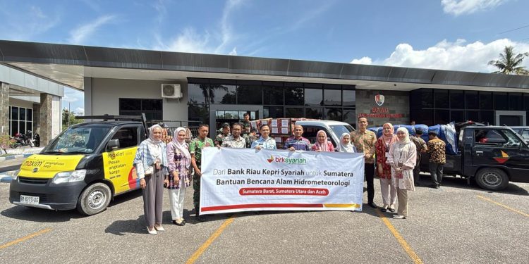BRK Syariah Salurkan Donasi dan Bantuan Logistik untuk Korban Bencana Hidrometeorologi di Sumatera