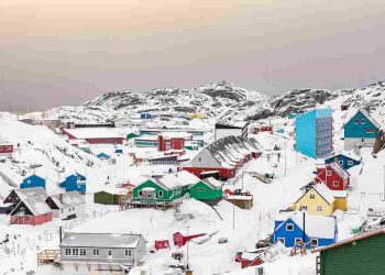 Ketegangan di Arktik: Denmark Kirim Pasukan dan Peralatan Militer ke Greenland Menyusul Klaim Pengambilalihan oleh AS