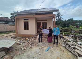 Di Usia Senja, Ida Elisma Akhirnya Memiliki Rumah Impian Berkat CSR BRK Syariah