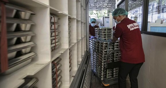 Mulai 1 April, 1.256 Dapur MBG di Indonesia Timur Disetop Sementara